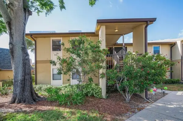 10195 Sailwinds Boulevard N, Unit 201, Largo, FL, 33773