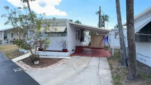 4851 W Gandy Boulevard, Unit B4l12, Tampa, FL, 33611