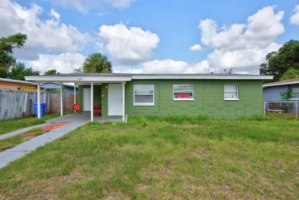 5205 S 82nd Street, Tampa, FL, 33619