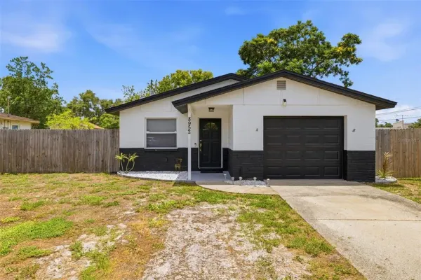 8952 Narcissus Avenue, Seminole, FL, 33777