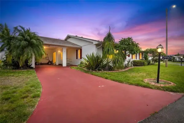 213 Glenellen Place, Sun City Center, FL, 33573