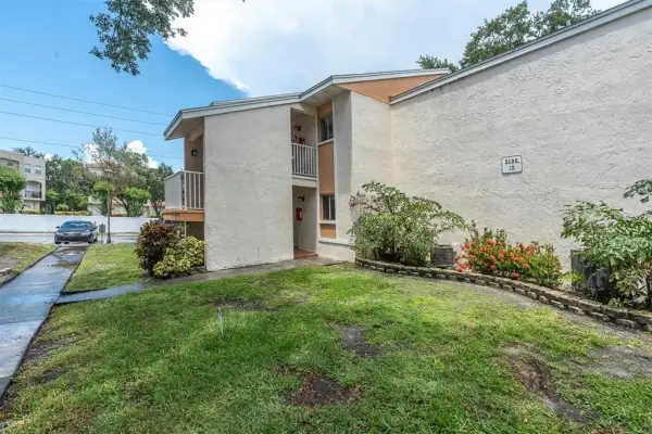 675 99th Avenue N, Unit 102, St Petersburg, FL, 33702
