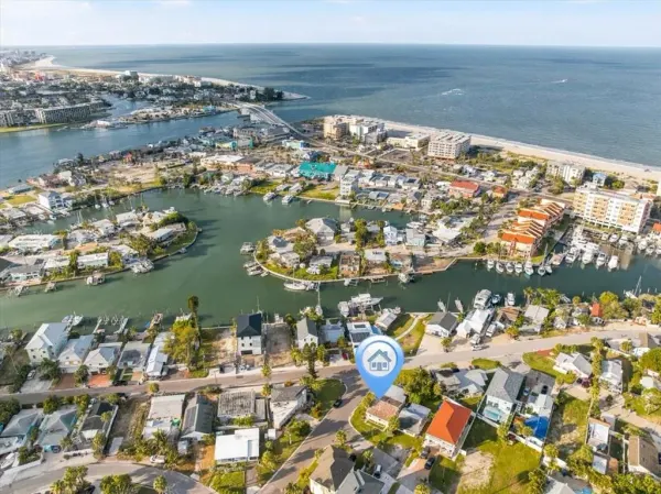 13104 4th Street E, Madeira Beach, FL, 33708