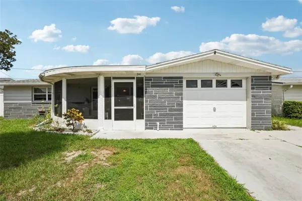 2049 Maureen Drive, Holiday, FL, 34690