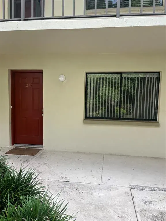3300 Fox Chase Circle N, Unit 213, Palm Harbor, FL, 34683
