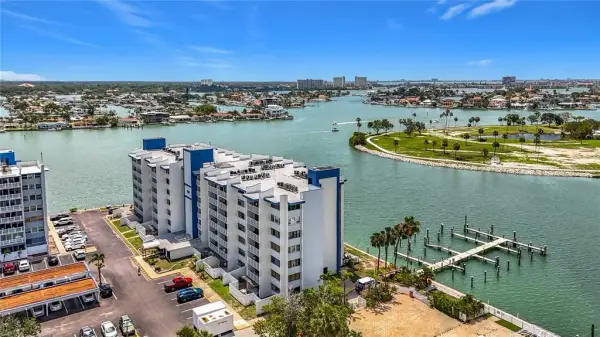 450 Treasure Island Causeway, Unit 111, Treasure Island, FL, 33706