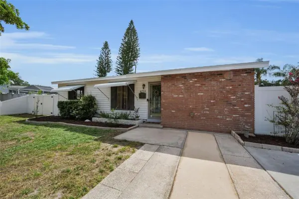 6701 Orchard Drive N, St Petersburg, FL, 33702