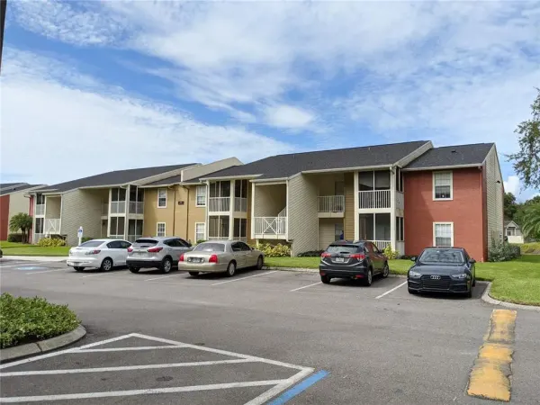 209 Lake Brook Circle, Unit 103, Brandon, FL, 33511