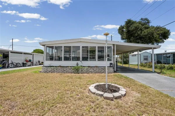 5301 Flint Street, Zephyrhills, FL, 33542