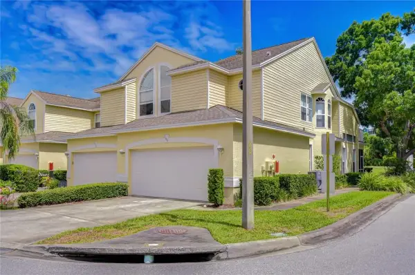 1050 Starkey Road, Unit 2105, Largo, FL, 33771