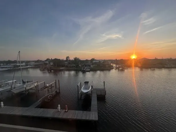 6432 Sunset Bay Circle, Apollo Beach, FL, 33572