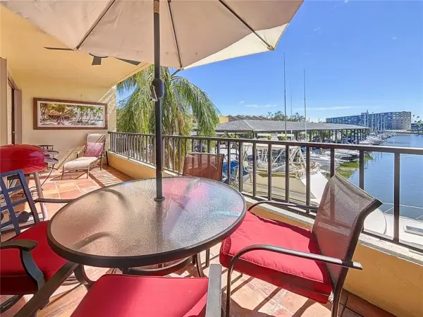 1750 Harbor Place S, Unit 104, South Pasadena, FL, 33707