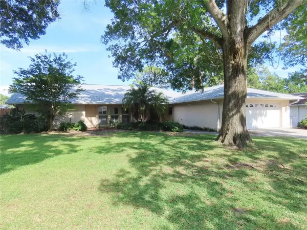 7555 Pine Valley Lane, Seminole, FL, 33776