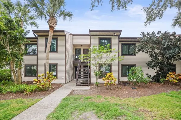 358 Moorings Cove Drive, Unit 4b, Tarpon Springs, FL, 34689