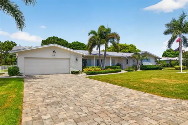 616 Pineland Avenue, Clearwater, FL, 33756