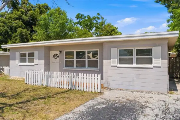 8871 93rd Street, Seminole, FL, 33777