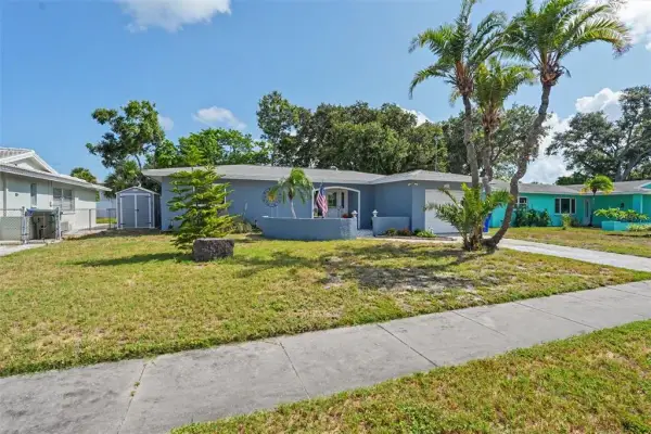 13651 Imperial Grove Drive N, Largo, FL, 33774