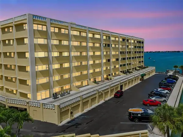 100 Bluff View Drive, Unit 509c, Belleair Bluffs, FL, 33770