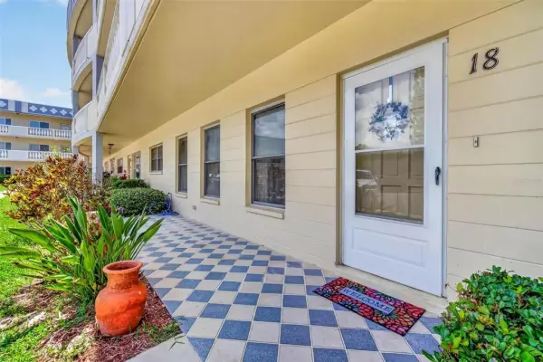 2222 Americus Boulevard N, Unit 18, Clearwater, FL, 33763