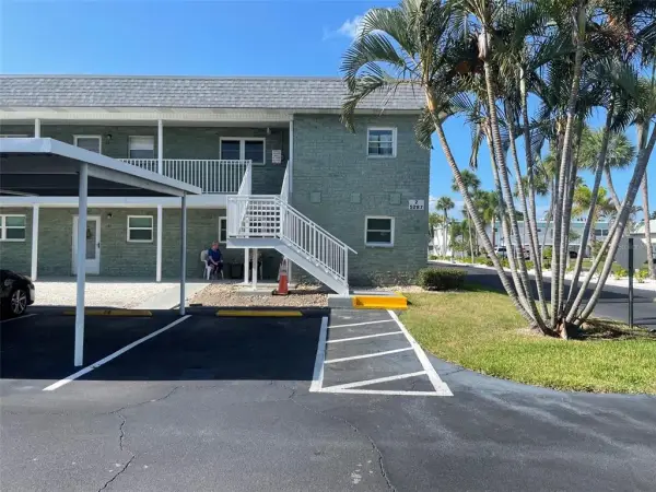 5287 81st Street N, Unit 12, St Petersburg, FL, 33709