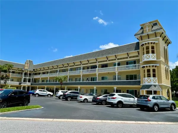 2458 Florentine Way, Unit 10, Clearwater, FL, 33763