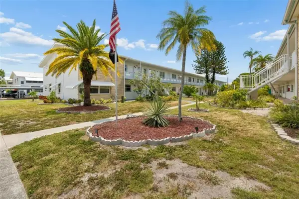 5875 18th Street N, Unit 1, St Petersburg, FL, 33714