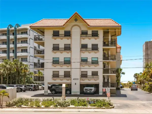 4000 Gulf Boulevard, Unit 203, St Pete Beach, FL, 33706