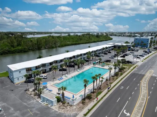 18399 Gulf Boulevard, Unit 364, Indian Rocks Beach, FL, 33785