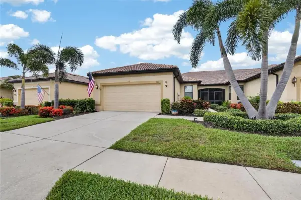 342 Bluewater Falls Court, Apollo Beach, FL, 33572