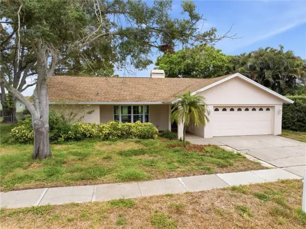 9743 106th Avenue, Largo, FL, 33773