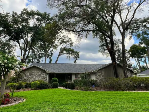 6328 N Queensway Drive, Temple Terrace, FL, 33617
