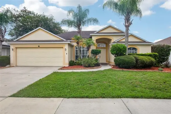 2302 Towering Oaks Circle, Seffner, FL, 33584