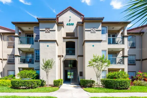 4209 Woodstorks Walk Way, Unit 1110, Lutz, FL, 33558