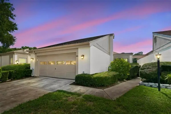 100 Lisa Lane, Oldsmar, FL, 34677