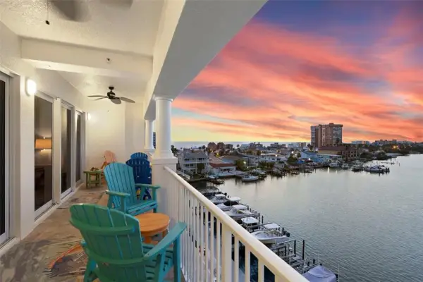 17717 Gulf Boulevard, Unit 604, Redington Shores, FL, 33708
