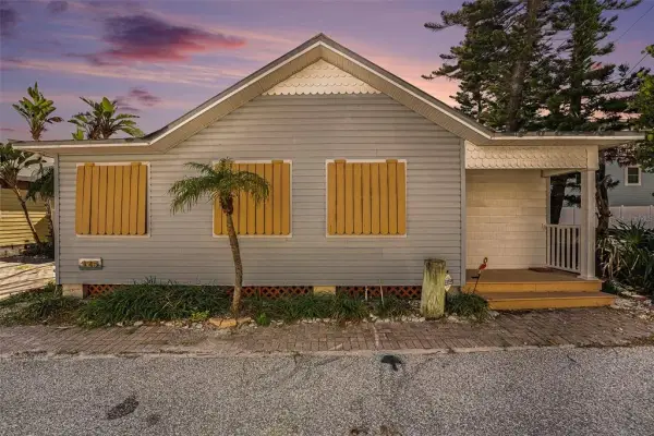 125 95th Avenue, Treasure Island, FL, 33706
