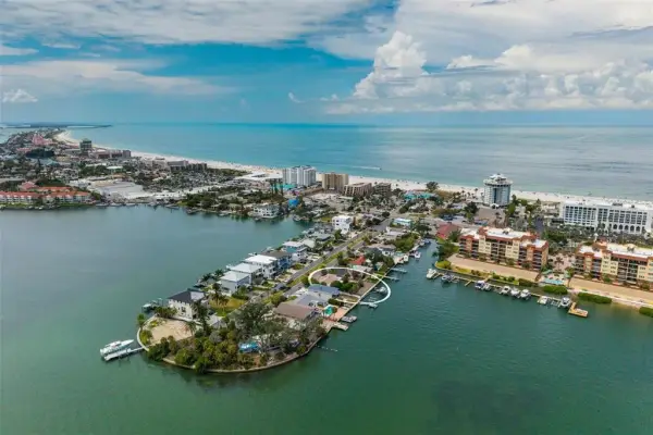 216 Punta Vista Drive, St Pete Beach, FL, 33706