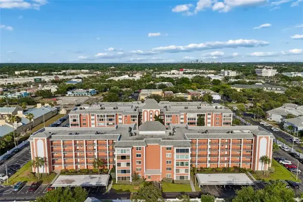 1900 68th Street N, Unit 210, St Petersburg, FL, 33710