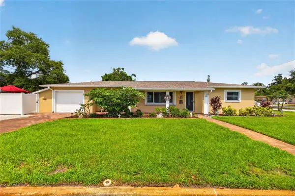 249 54th Street N, St Petersburg, FL, 33710