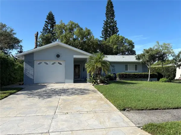133 Stafford Circle, Palm Harbor, FL, 34684