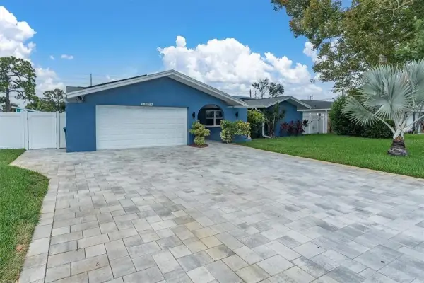 13179 Dorchester Drive, Seminole, FL, 33776