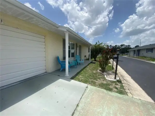 703 Huxley Place, Sun City Center, FL, 33573