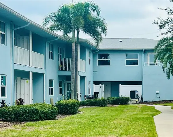 300 Venetian Drive, Unit 3, Clearwater, FL, 33755