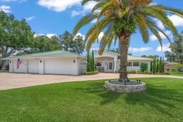 407 Harbor View Lane, Largo, FL, 33770