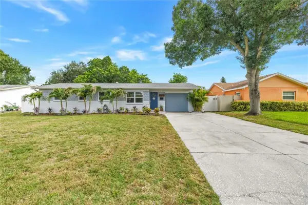 1165 66th Avenue S, St Petersburg, FL, 33705