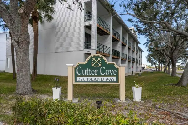 320 Island Way, Unit 605, Clearwater Beach, FL, 33767