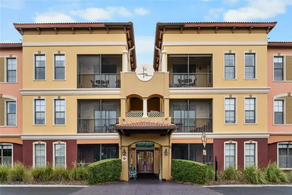 13941 Clubhouse Drive, Unit 106, Tampa, FL, 33618