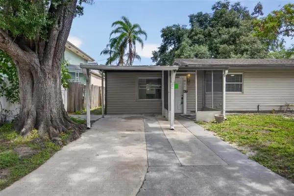 3615 W Rogers Avenue, Tampa, FL, 33611