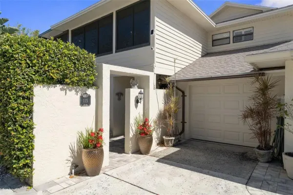 115 Colony South Drive, Tarpon Springs, FL, 34689