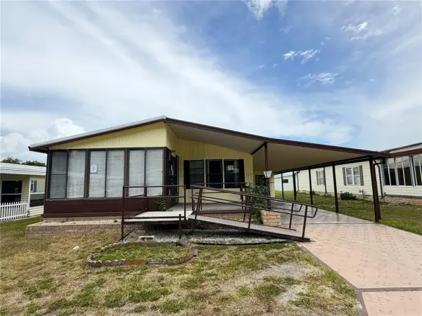 35044 Mcculloughs Leap, Zephyrhills, FL, 33541